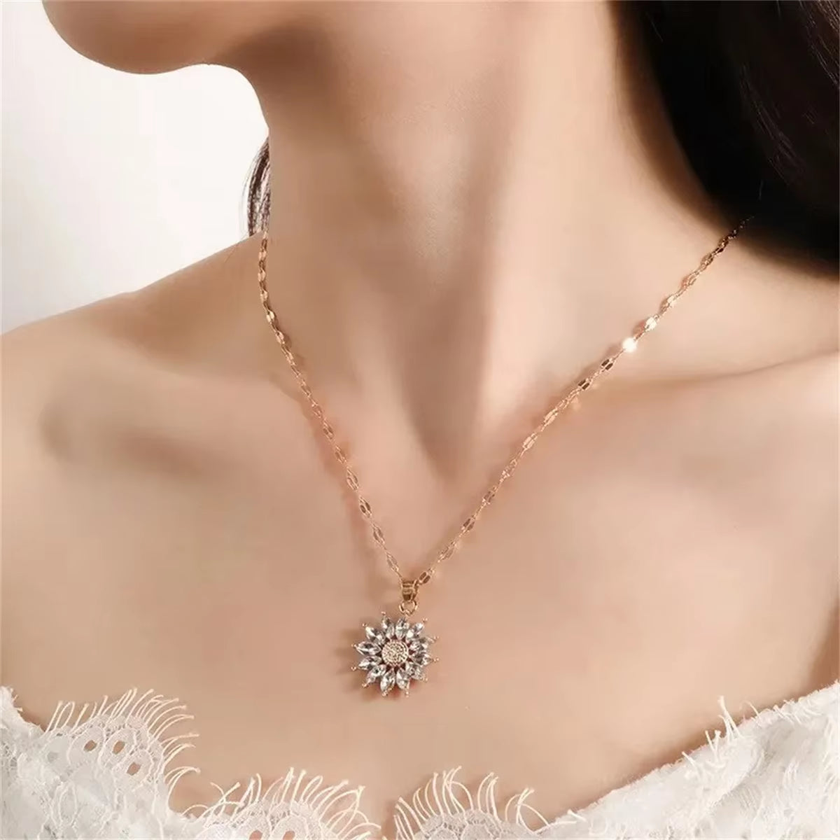 Sweet & Cute Micro Inlaid Zircon Women's Necklace